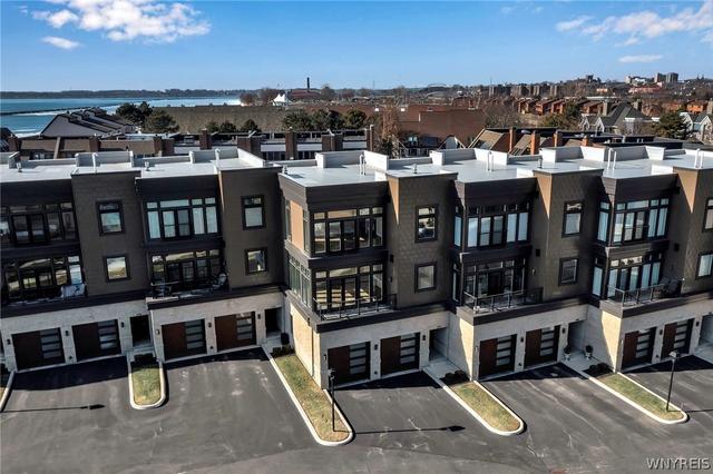 272 Lakefront Blvd, Buffalo, NY 14202