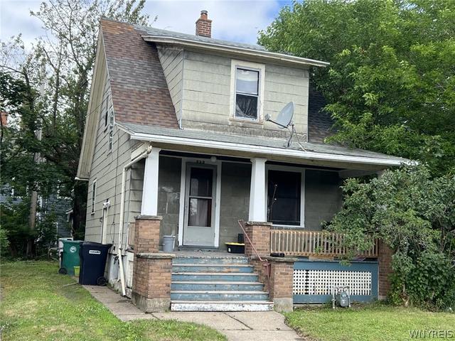 530 8th St, Niagara Falls, NY 14301