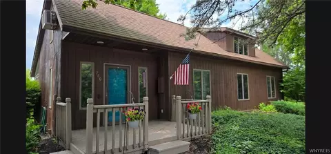 760 Northrup Rd, Elma, NY 14059