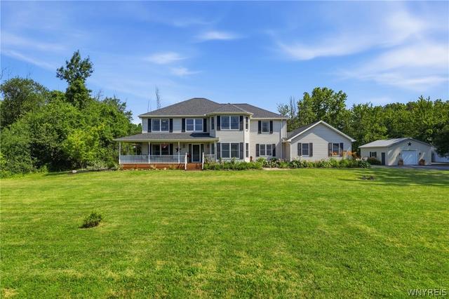 6901 Hatter Rd, Newfane, NY 14108
