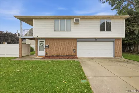 55 Casimir St, Buffalo, NY 14206