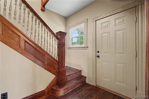 Entry Way - 18 Maple St, Arcade, NY 14009 photo 3 of 4