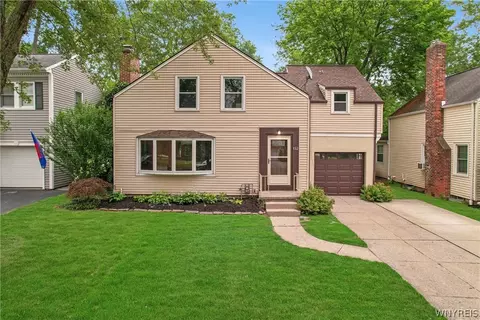 152 Bernhardt Dr, Amherst, NY 14226