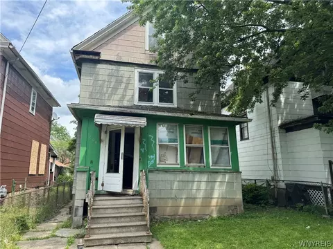 509 25th St, Niagara Falls, NY 14301