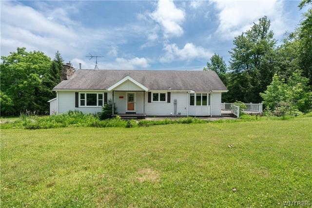 6691 Brown Hill Rd, Boston, NY 14025