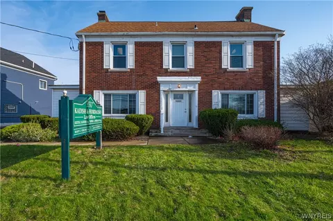 3517 Genesee St, Cheektowaga, NY 14225
