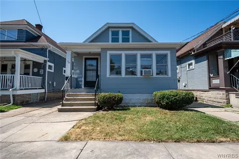 34 Elgas St, Buffalo, NY 14207