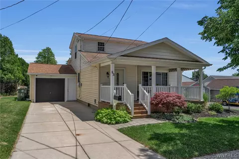 83 Warsaw St, Depew, NY 14043
