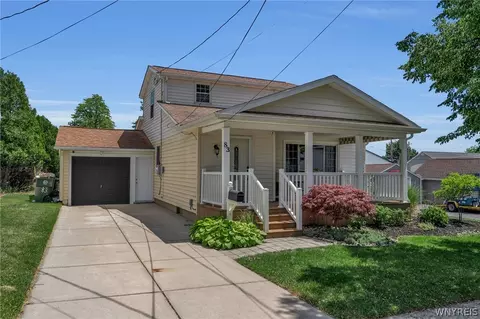 83 Warsaw St, Depew, NY 14043
