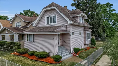 3 Donaldson Rd, Buffalo, NY 14208