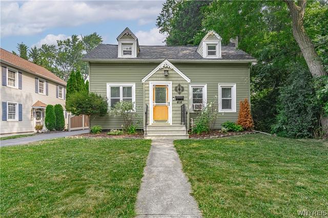 414 High St, Lockport, NY 14094