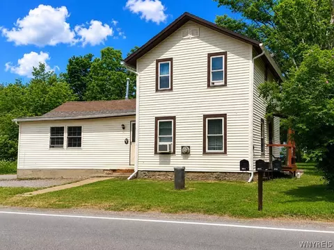 170 Bullis Rd, Bennington, NY 14037