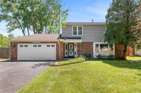 137 Christine Dr, Amherst, NY 14228