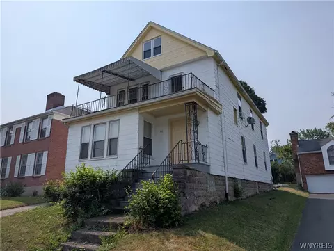 50 Flower St, Buffalo, NY 14214