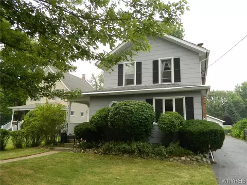 3933 Lockport Ave, Wheatfield, NY 14120