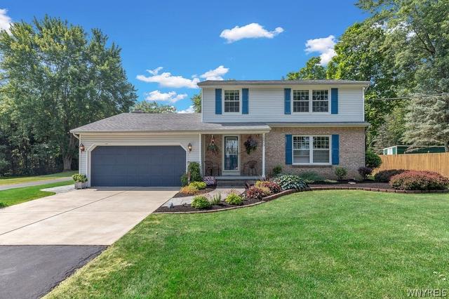 10875 Howe Rd, Clarence, NY 14031
