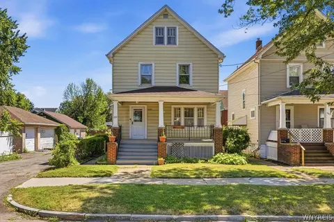 2311 Walnut Ave, Niagara Falls, NY 14301