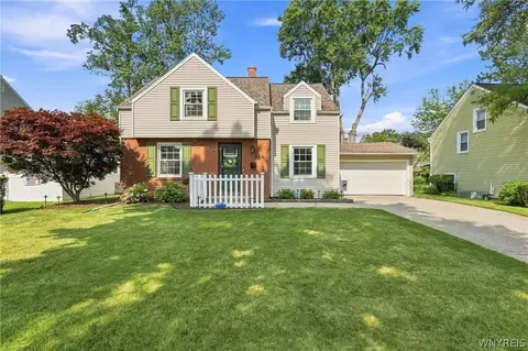 124 Dalton Dr, Buffalo, NY 14223