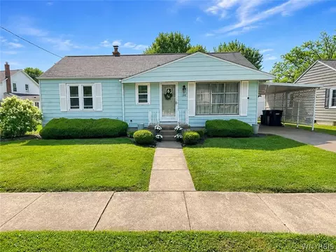 1212 90th St, Niagara Falls, NY 14304