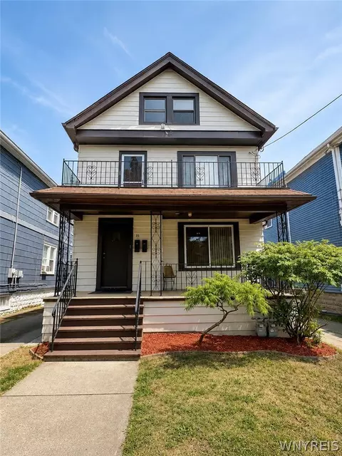35 Parkridge Ave, Buffalo, NY 14215