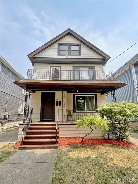 35 Parkridge Ave, Buffalo, NY 14215