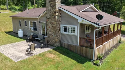 7396 Barse Rd, Mansfield, NY 14755