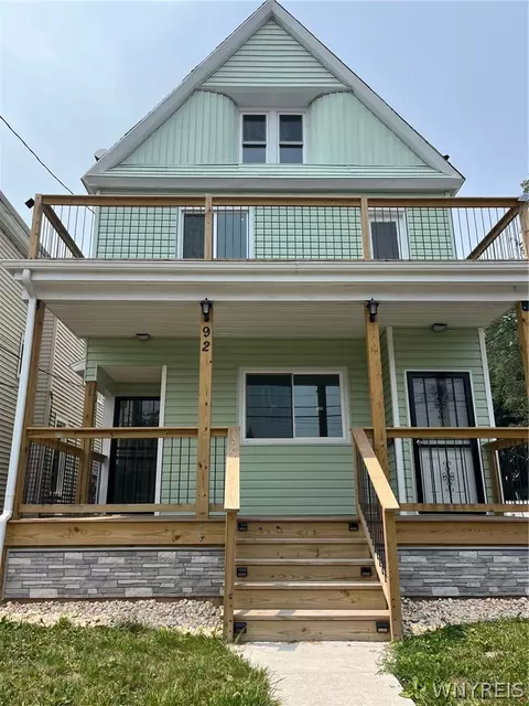 92 Dewitt St, Buffalo, NY 14213
