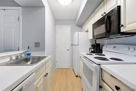 Kitchen - 2 Keph Dr #5, Amherst, NY 14228 photo 2 of 2