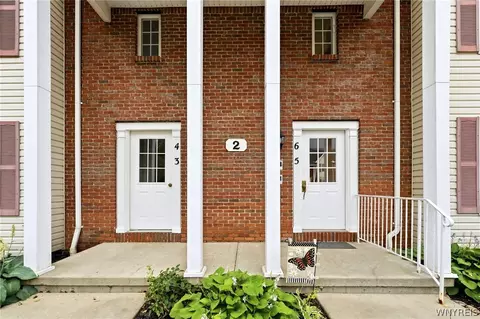 2 Keph Dr #5, Amherst, NY 14228