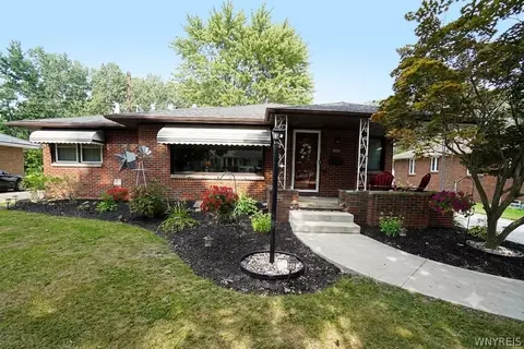 717 Shad St, North Tonawanda, NY 14120