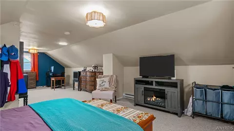Bedroom - 153 Eiseman Ave, Buffalo, NY 14217 photo 4 of 5