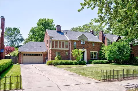 30 Hallam Rd, Buffalo, NY 14216