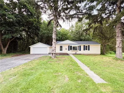 3059 Broadway St, Oakfield, NY 14125