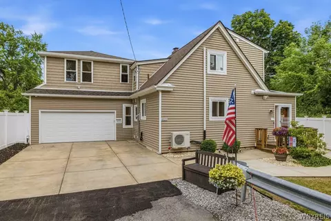 4321 Niagara Rapids Blvd, Niagara Falls, NY 14305