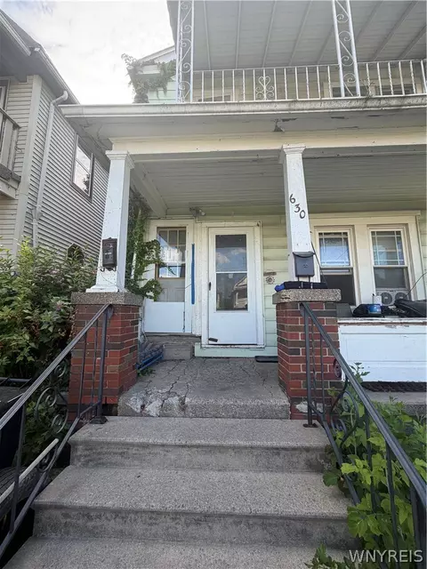 630 15th St, Niagara Falls, NY 14301