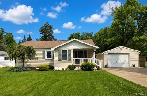 515 Lake Rd, Porter, NY 14174