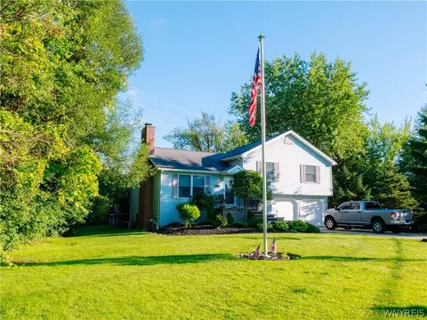 3211 Durham Rd, Hamburg, NY 14075