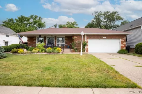 822 Brighton Rd, Tonawanda, NY 14150