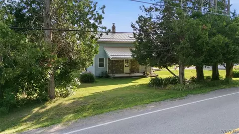 2092 E Hill Rd, Franklinville, NY 14737