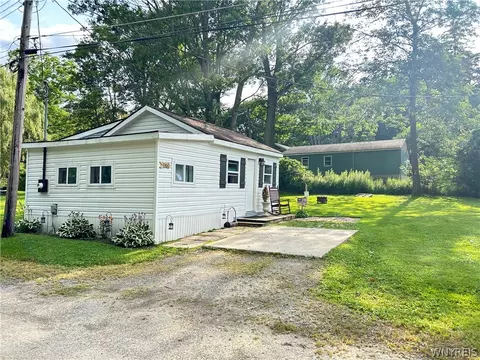 Exterior - 4366 Springbrook Rd E, Castile, NY 14427 photo 1 of 9