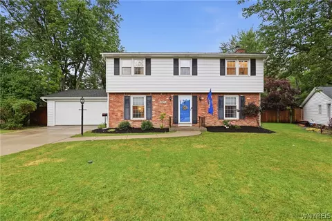 165 Halwill Dr, Amherst, NY 14226