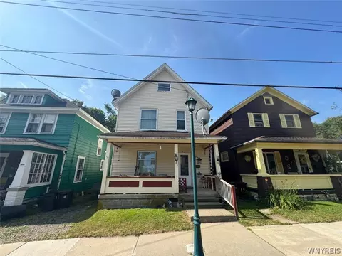 11 Cole Ave, Bradford, PA 16701