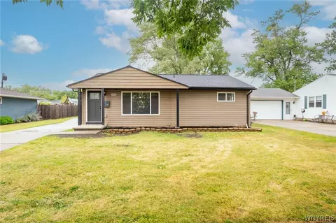 207 Pryor Ave, Tonawanda, NY 14150