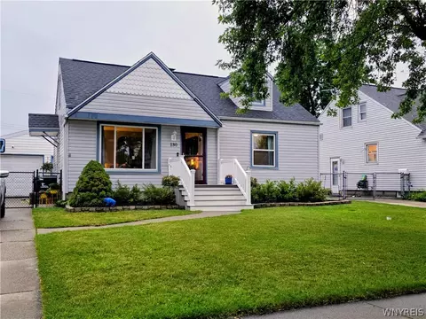 130 Calvin Ct N, Tonawanda, NY 14150