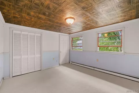 Bedroom - 6940 Versailles Rd, Evans, NY 14047 photo 3 of 4