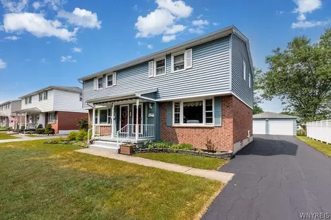 92 French Lea Rd, West Seneca, NY 14224