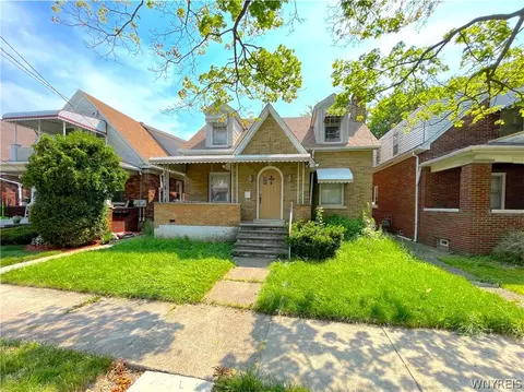 529 17th St, Niagara Falls, NY 14301