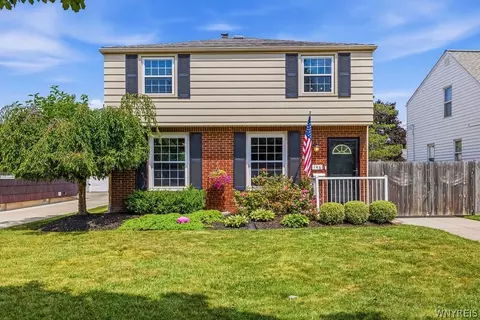 146 Snug Haven Ct, Tonawanda, NY 14150