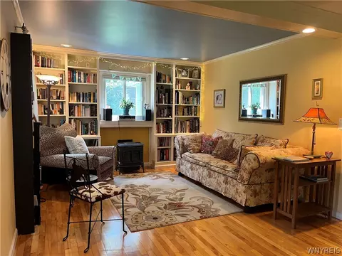 Living - 307 Comstock Rd, Ithaca, NY 14850 photo 1 of 2