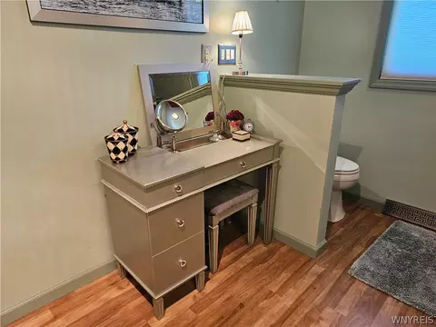 Bath - 307 Comstock Rd, Ithaca, NY 14850 photo 5 of 9